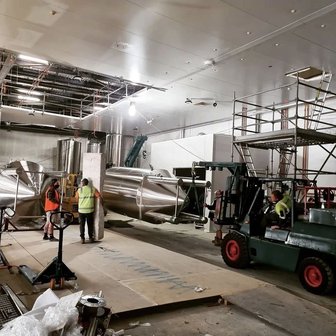 The Standby Services team fitting out a commercial cool room on site.